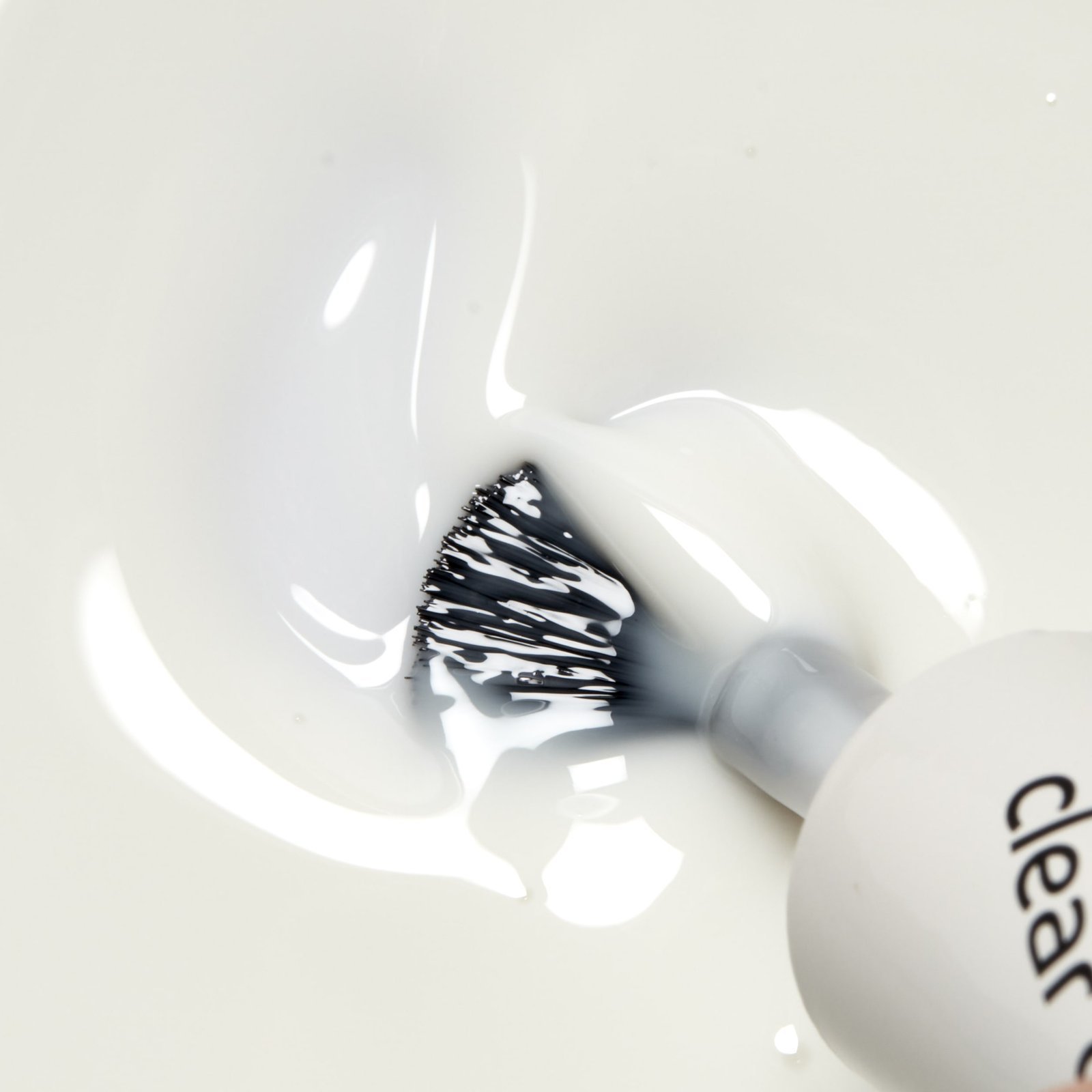 AR_38724_NA-OSG_Clear-Quartz_Brush-Swatch_259-min