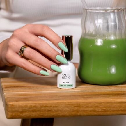Gel-Nagellack Saute Nails – S338 Healing Green – Bild 3