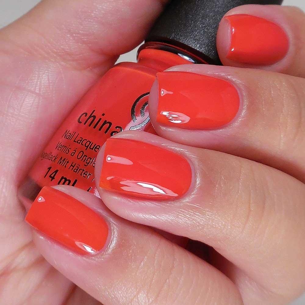 china-glaze-nagu-lakas-the-heat-is-on-14ml-1393
