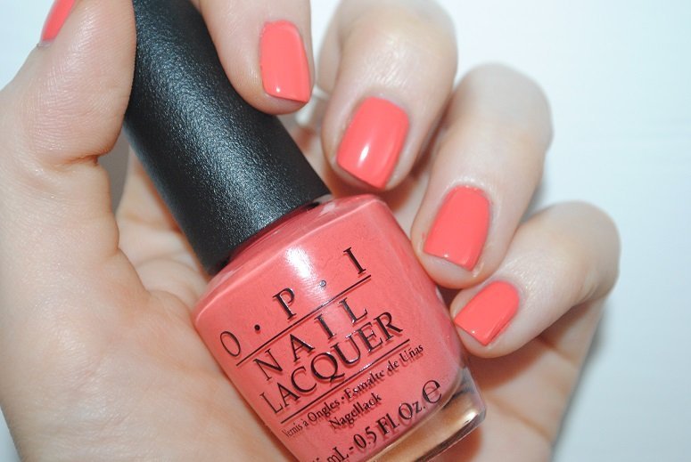 opi-toucan-do-it-if-you-try-swatch1