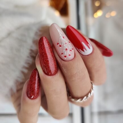 Gel polish Saute Nails - S233 SANTA BABY 8ml. - Image 2