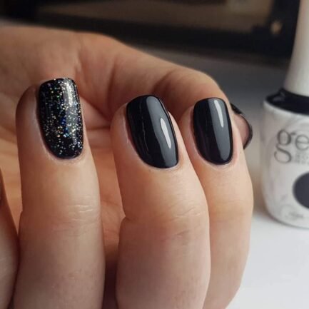 Morgan Taylor Nagellack Black Shadow 15 ml. 3110830 – Bild 2