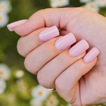Milky top coat of gel polish without stickiness Saute Nails Milky 8ml. - Image 5